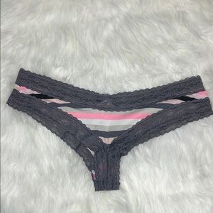 Victoria's Secret Cheeky Panty M